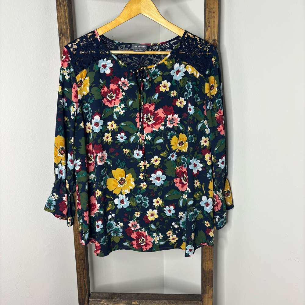 Van Heusen Floral Blouse Size L
